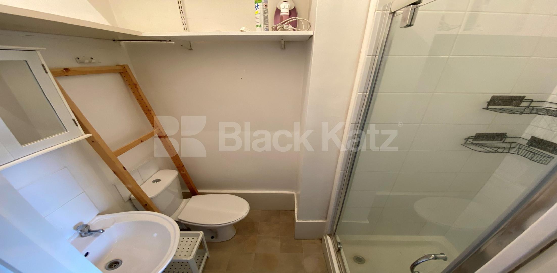 			Studio Apartment, 1 bath, 1 reception Studio			 Leconfield Road , NEWINGTON GREEN-CANONBURY